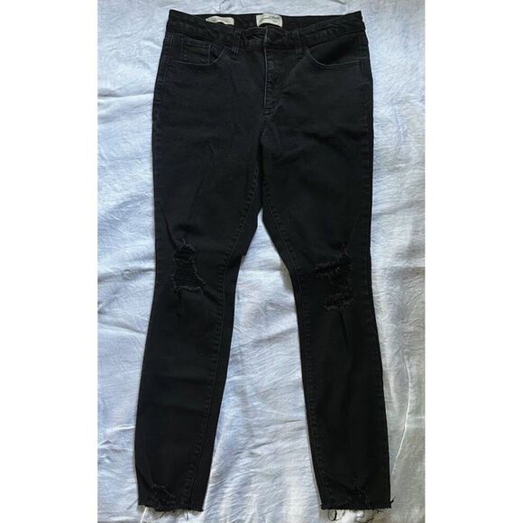 Universal Thread Black Mid-Rise Distressed Skinny Jeans Frayed Hem Size 8 / 29 R - Picture 3 of 13